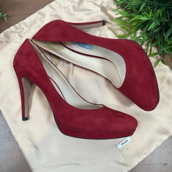 Prada Women's Red Suede leather Pumps Heels Size 38 US 8 - Picture 1 of 9